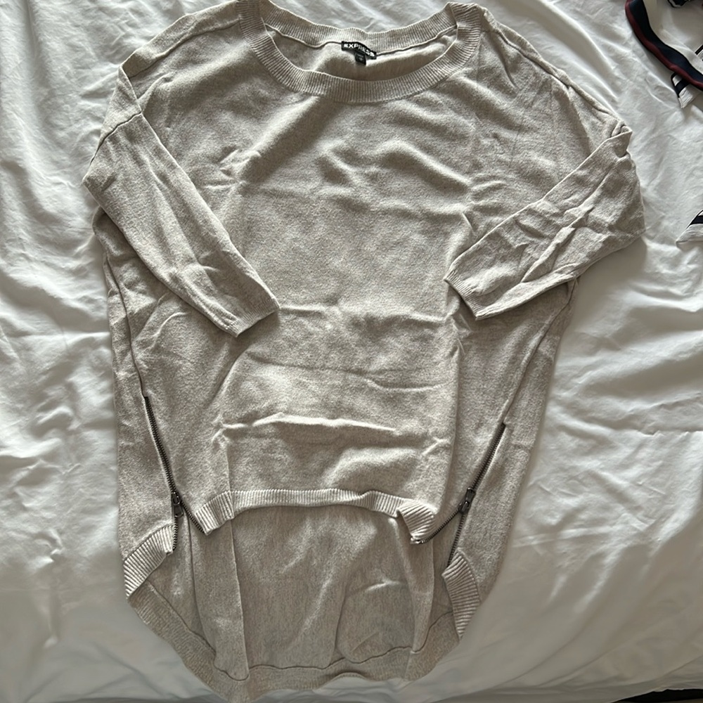 Express sweater top with zipper